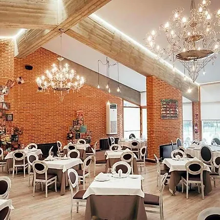Hotel Restaurante El Montico 4*